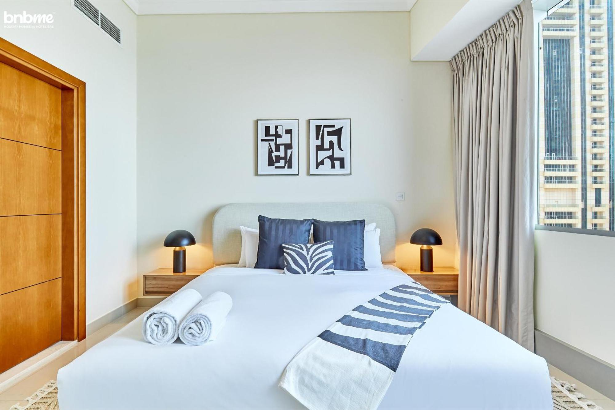 Bnbmehomes - Ocean Heights Dubai